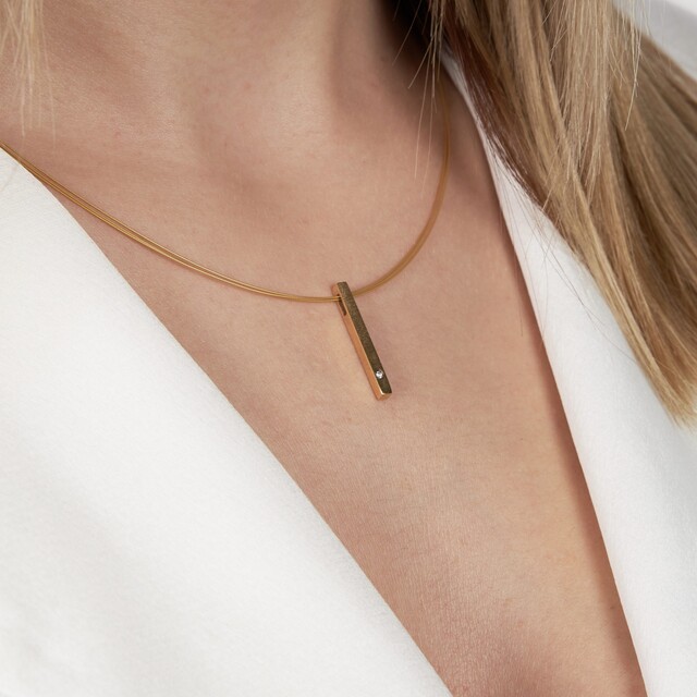 Colgante Nara Diamante y plata con baño de oro
