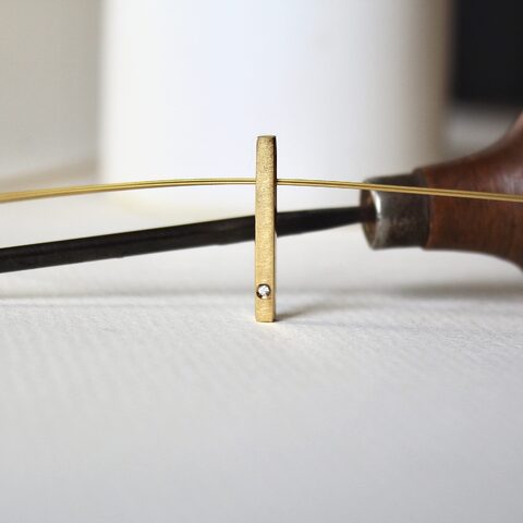 Colgante Nara Diamante y plata con baño de oro