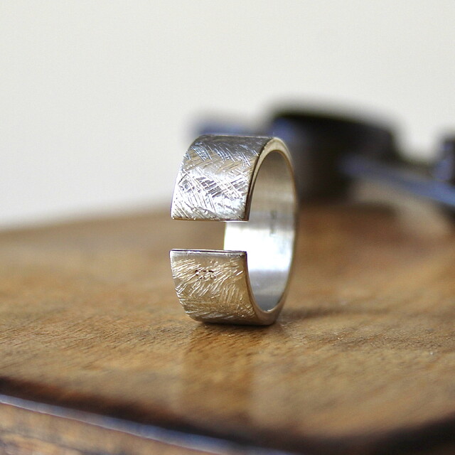 Anillo MAN Rusk Plata mediaNo