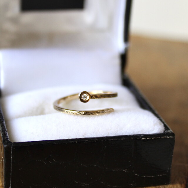 Anillo compromiso Aura Oro y Diamante
