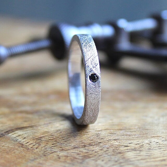 Alianza Noir Plata y Diamante