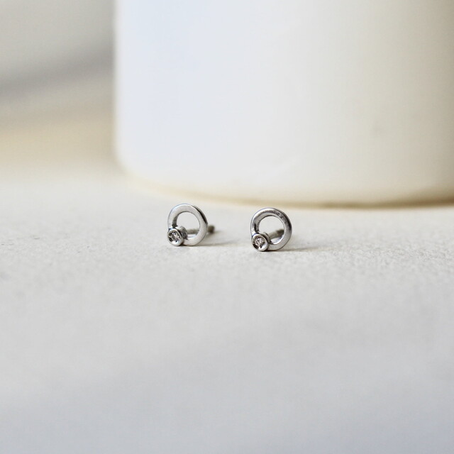 Pendiente Cloe mini Diamante y Plata