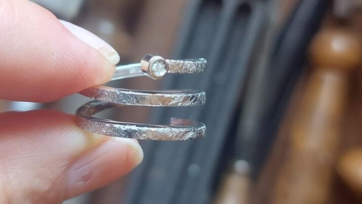 Joyas con diamantes: el significado de regalar una pieza para toda la vida